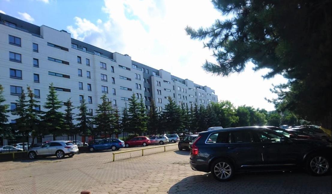 Baza Hotelowa Bobrowiecka 9 Varšava Exteriér fotografie