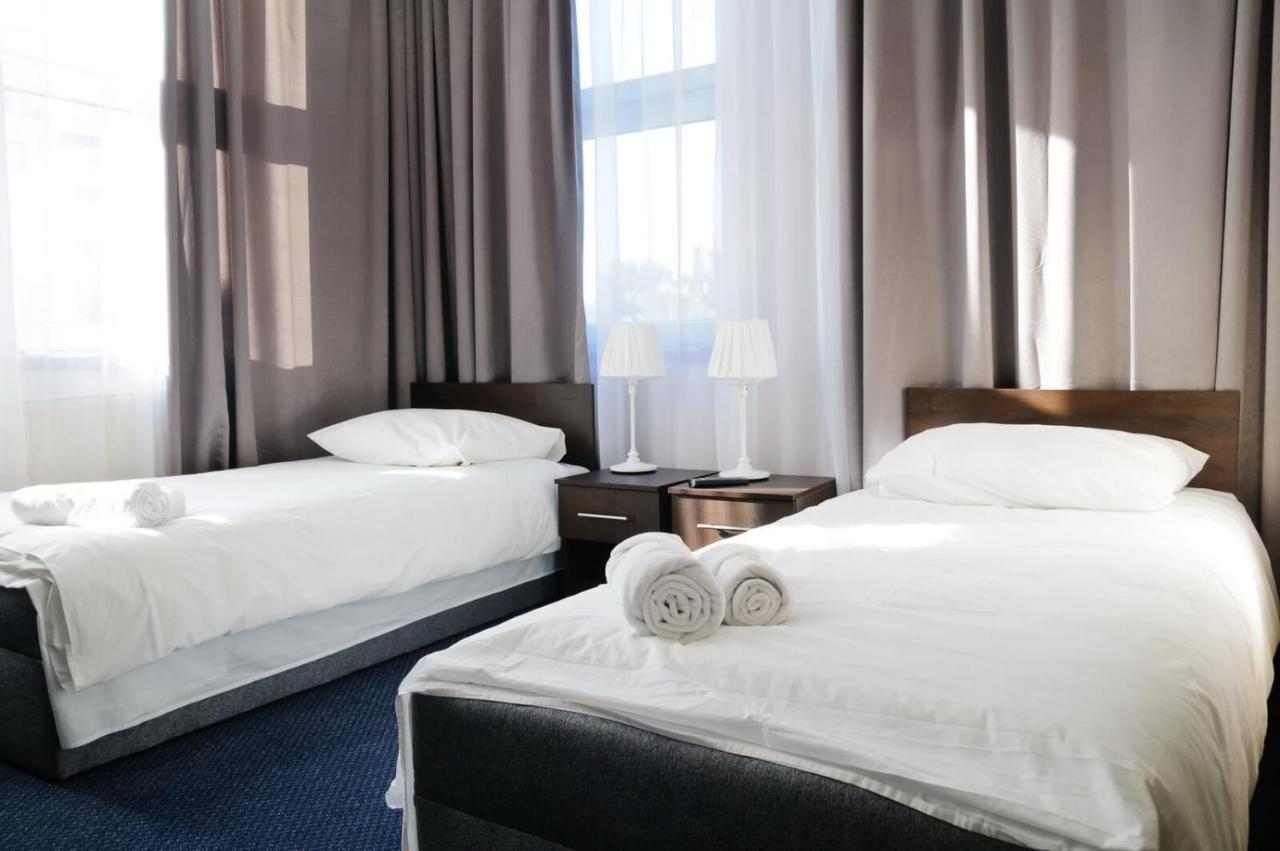 Baza Hotelowa Bobrowiecka 9 Varšava Exteriér fotografie